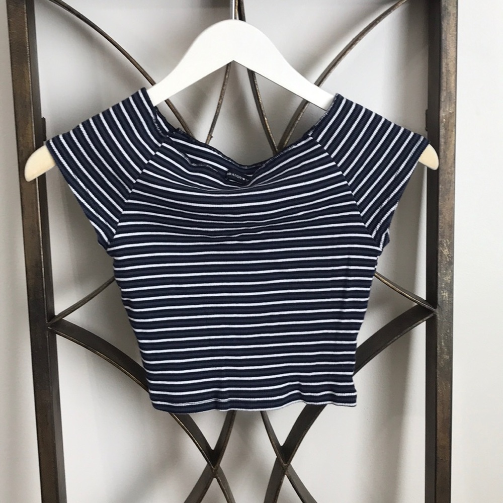 Brandy Melville crop top